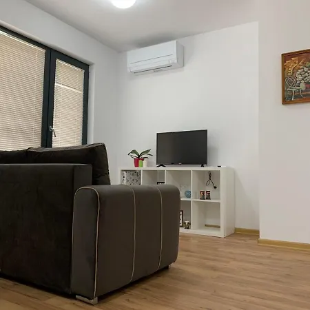 Апартамент Смирненски С Гараж Apartment