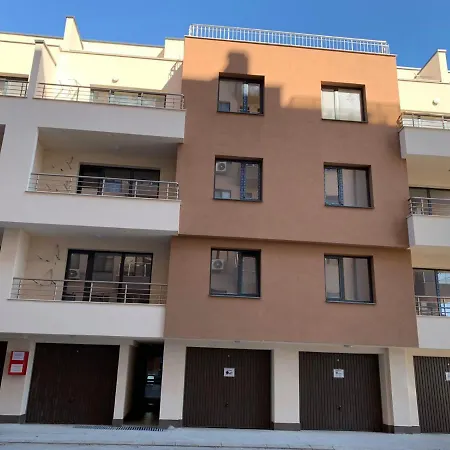 Апартамент Смирненски С Гараж Apartment Plovdiv