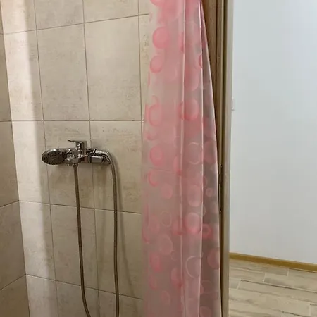 Апартамент Смирненски С Гараж *