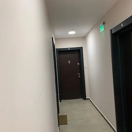 Apartment Апартамент Смирненски С Гараж