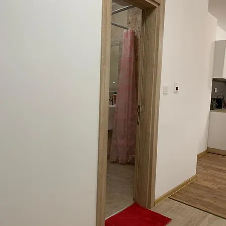 Апартамент Смирненски С Гараж Apartment *